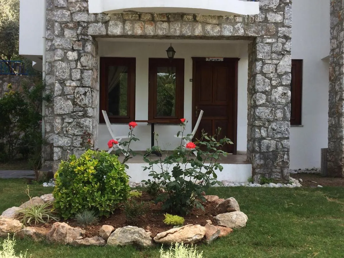 Alp Inn Villas 图兰克 土耳其